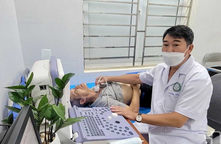dong gop tich cuc vao cham soc suc khoe nhan dan